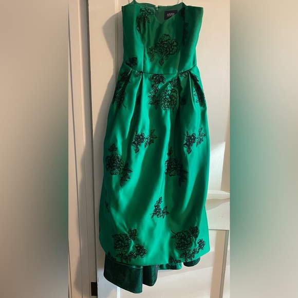 Marchesa Notte Strapless Coquette Embroidered Duchesse Satin Gown Emerald Size 8 - Picture 3 of 15